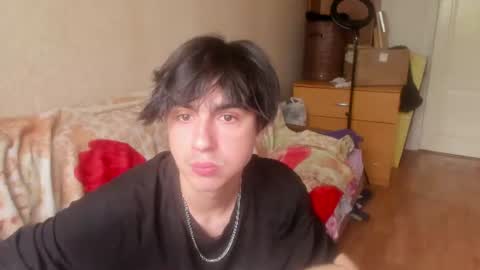 Snapshot of stralght_twinks chatting on July 27, 2026, 6:31 am Ray online show from July 27, 2026, 6:31 am