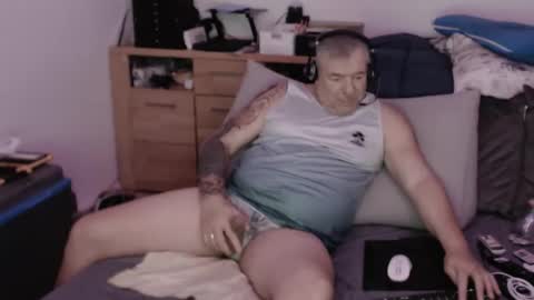 Stranger online show from October 7, 2025, 4:20 am