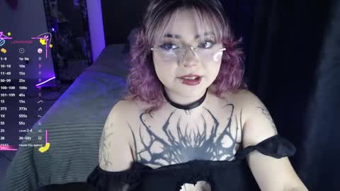 Snapshot of strangergirlxxx chatting on April 27, 2026, 9:51 am Carla Independent model online show from April 27, 2026, 9:51 am