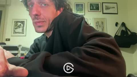 jizzers online show from January 18, 2025, 4:10 pm