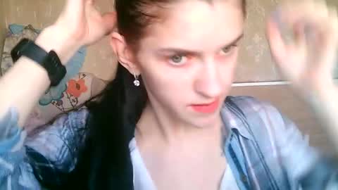 Strawberry Storm online show from April 5, 2026, 10:56 am