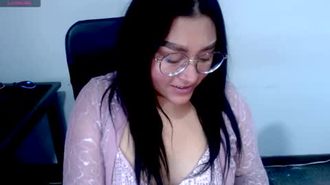 strawlux online show from March 20, 2026, 5:12 am