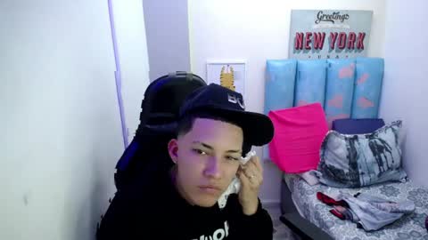 Street online show from April 17, 2026, 10:02 pm