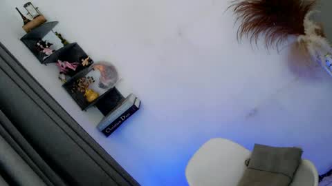 Snapshot of streetwalker28 chatting on June 25, 2026, 1:15 pm Beatrice lui Ge online show from June 25, 2026, 1:15 pm