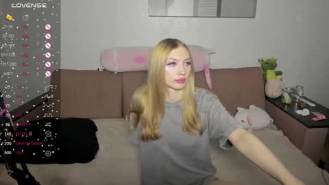 Streis  open pvt online show from March 10, 2025, 1:45 am