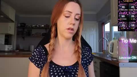 Amorina online show from March 3, 2026, 9:37 am