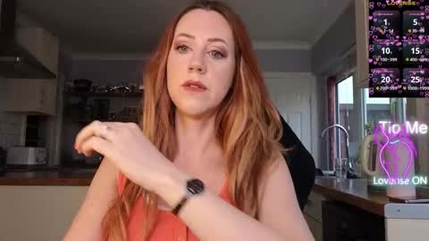 Amorina online show from March 4, 2026, 10:10 am