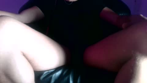 strokeking69420 online show from October 19, 2025, 7:42 am