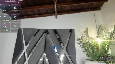 Alexa   online show from September 18, 2025, 11:12 am