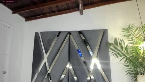 Alexa   online show from November 26, 2025, 11:00 am