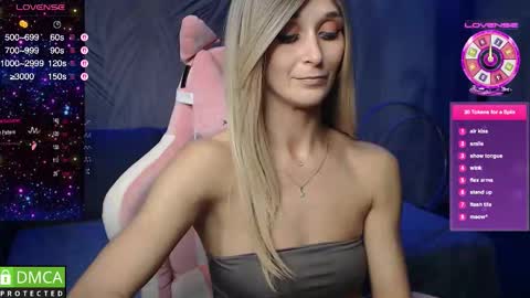 The best athletic body on the site online show from October 14, 2025, 10:21 pm