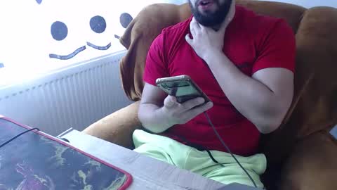 StrongCoffee online show from November 7, 2025, 9:42 am