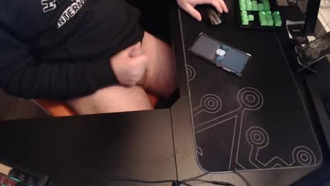 stud69861714 online show from December 29, 2024, 6:56 am