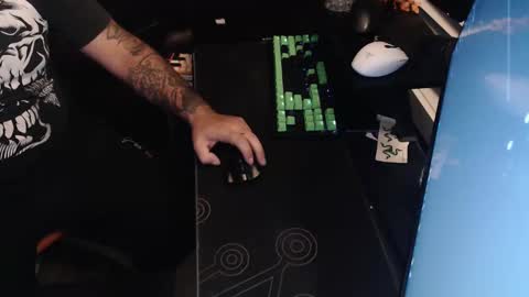 stud69861714 online show from October 7, 2025, 6:54 am