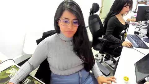 studcb_ online show from January 31, 2025, 10:52 pm