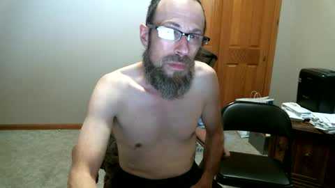 studcock6977 online show from October 2, 2025, 4:36 pm