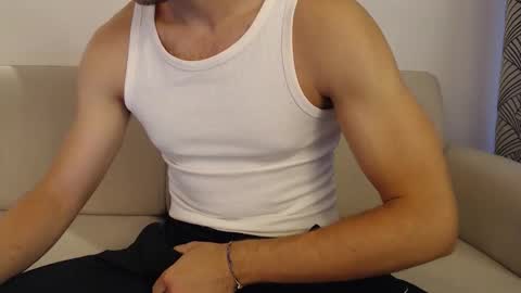 Stud From Paris online show from September 21, 2025, 2:51 pm