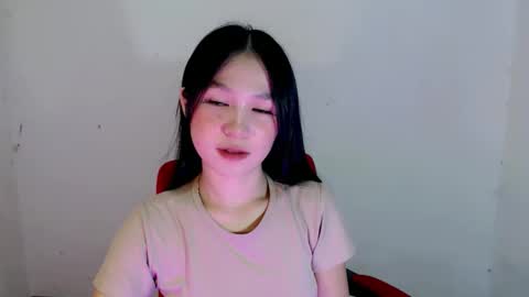 IM FLORIE online show from May 4, 2026, 8:54 am