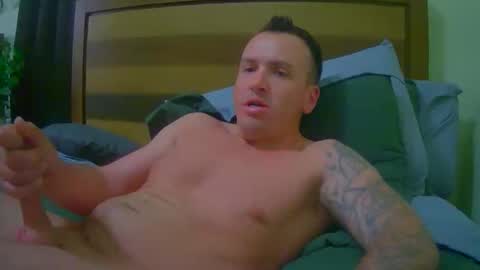 styles1003 online show from April 21, 2026, 11:16 am