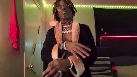 Snapshot of suavechocolatecity chatting on October 5, 2025, 6:56 am Hot Chocolate online show from October 5, 2025, 6:56 am