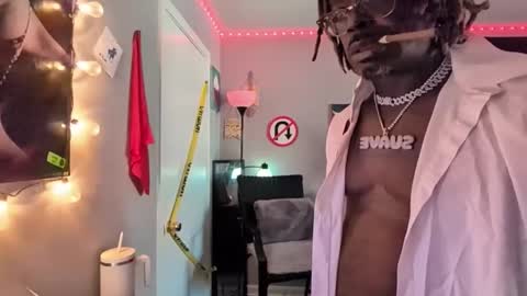 Snapshot of suavechocolatecity chatting on November 23, 2025, 8:08 pm Hot Chocolate online show from November 23, 2025, 8:08 pm