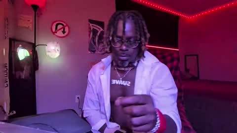 Snapshot of suavechocolatecity chatting on December 23, 2025, 5:38 am Hot Chocolate online show from December 23, 2025, 5:38 am