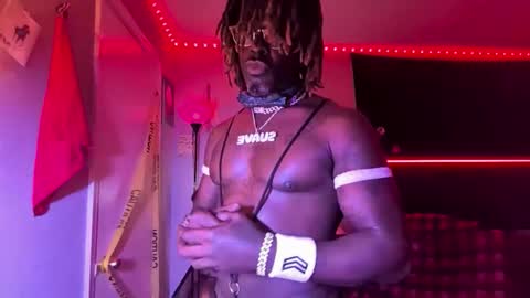 Snapshot of suavechocolatecity chatting on February 4, 2026, 11:05 am Hot Chocolate online show from February 4, 2026, 11:05 am