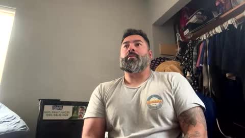 suavecito67 online show from November 28, 2025, 4:09 pm