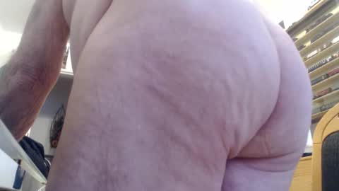 Snapshot of subibuns chatting on January 15, 2026, 9:03 am Marcel online show from January 15, 2026, 9:03 am