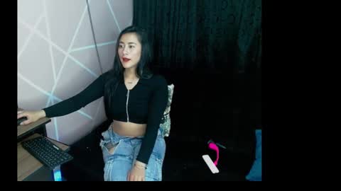 submissiveemily online show from September 9, 2025, 11:04 pm