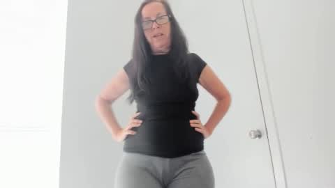 Submissie Peach Goddess online show from May 3, 2026, 2:23 pm