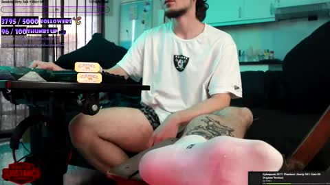 Im Substanc3  online show from October 3, 2025, 5:10 pm