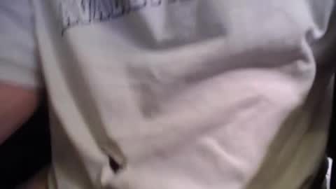 Snapshot of subswichuser00060960 chatting on April 18, 2026, 10:41 am subswitchuser online show from April 18, 2026, 10:41 am