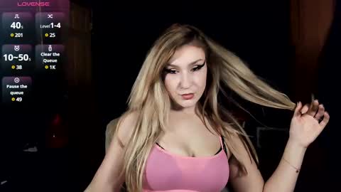 Polly online show from December 6, 2024, 4:06 pm