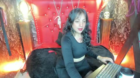 Yunna online show from January 18, 2025, 12:36 pm