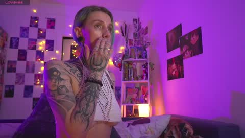 succubus_66 online show from January 4, 2025, 1:53 pm