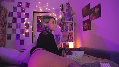 succubus_66 online show from January 8, 2025, 10:04 am