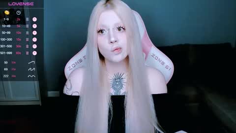 succubus_leslie online show from September 11, 2025, 10:32 pm