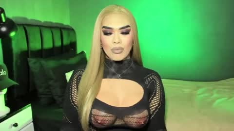 JADE ELYSE online show from July 11, 2026, 5:04 pm