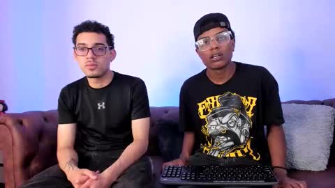 suckdream1 online show from December 4, 2025, 1:42 pm