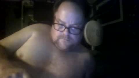 suckmeyoubitch online show from May 30, 2026, 5:26 am