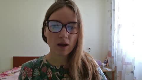 suckmydickifurstreight online show from February 24, 2025, 5:43 am