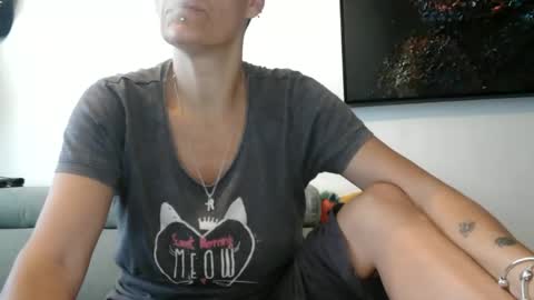 Snapshot of sucrette5629 chatting on May 1, 2026, 8:52 am sucrette5629 online show from May 1, 2026, 8:52 am