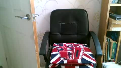 suffolkboy4 online show from July 15, 2026, 7:24 am