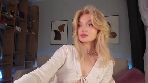 sugar_club online show from January 7, 2025, 9:25 pm