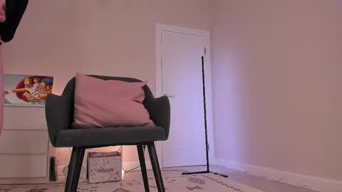 sugar_club online show from March 5, 2025, 7:38 pm