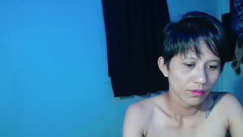 sugarantidote13 online show from November 23, 2025, 5:46 pm