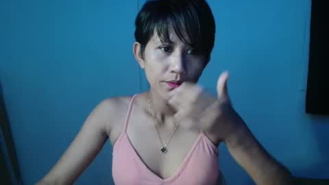 sugarantidote13 online show from November 25, 2025, 12:16 pm