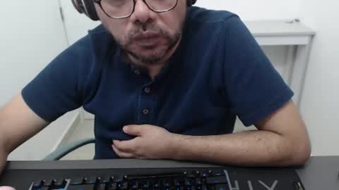 Snapshot of sugarhairybear chatting on July 21, 2026, 4:09 pm Johnny online show from July 21, 2026, 4:09 pm