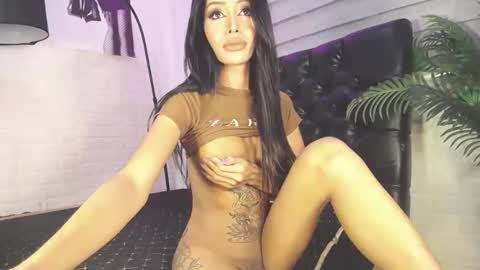 Jess online show from January 15, 2025, 4:04 am